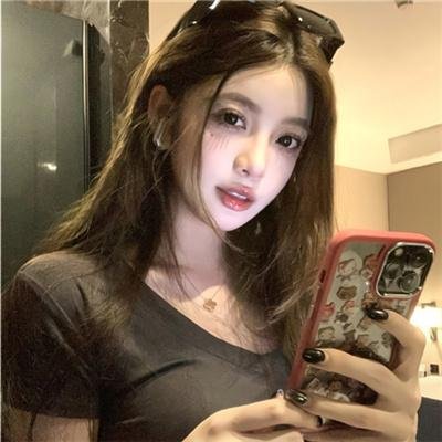 女猫